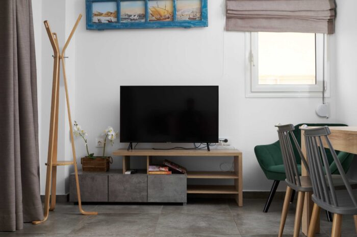 Open-plan living room and kitchen in family apartment in Ierapetra